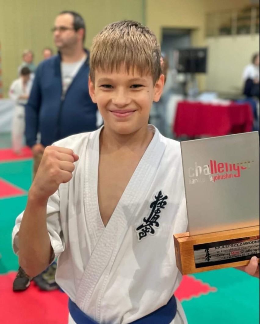 Turniej Mini Challender Karate Kyokushin, legniczanie wrócili z medalami