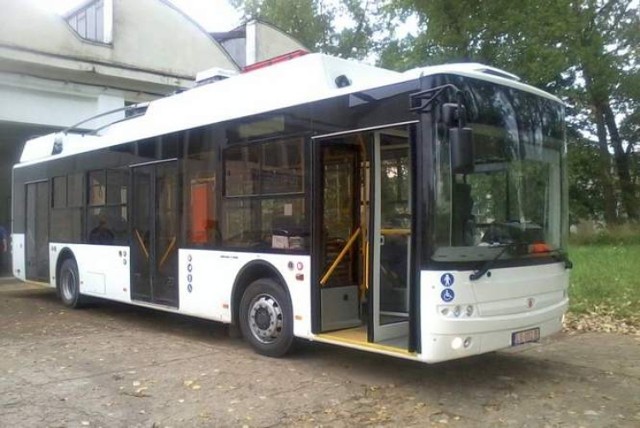 Zaczęły się testy pierwszego z 38 trolejbusów, które na zlecenie ...