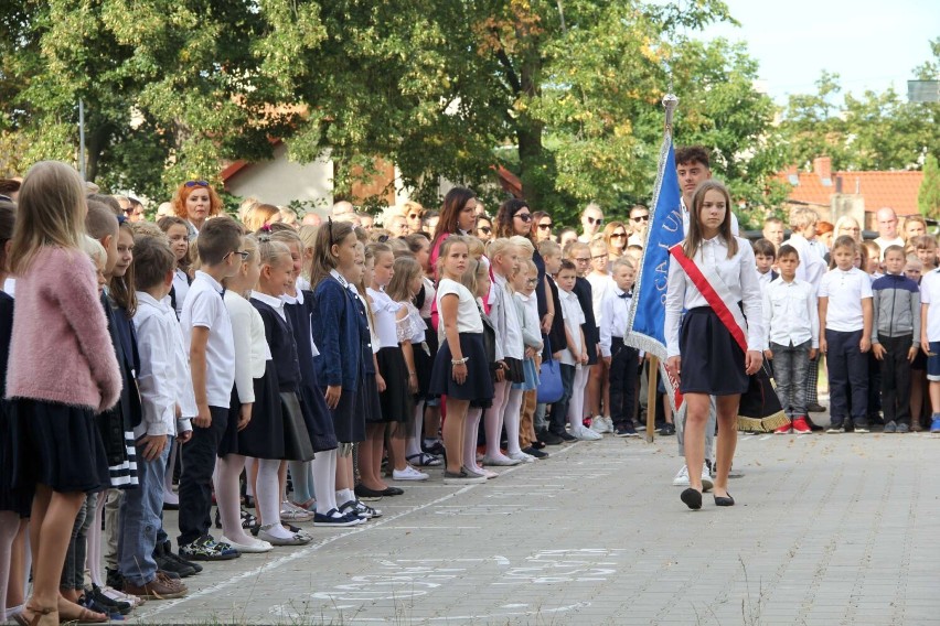 Prawie sześć tysięcy przedszkolaków i uczniów rozpocznie rok...