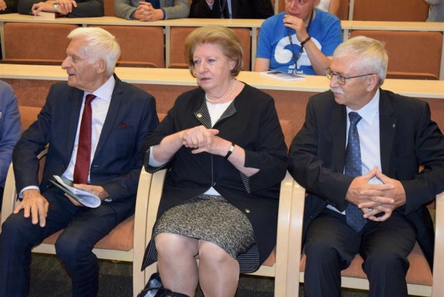 Hanna Suchocka, Jerzy Buzek, Paweł Kowal i Konrad Szymański dyskutowali w Gnieźnie o roli Polski w Europie