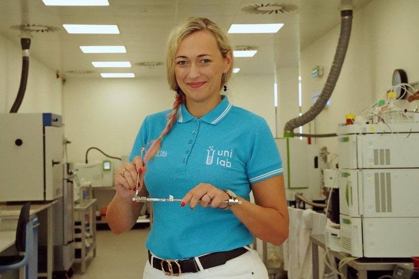 Karolina Łuczak-Zelek, kierownik laboratorium Unilab oraz...