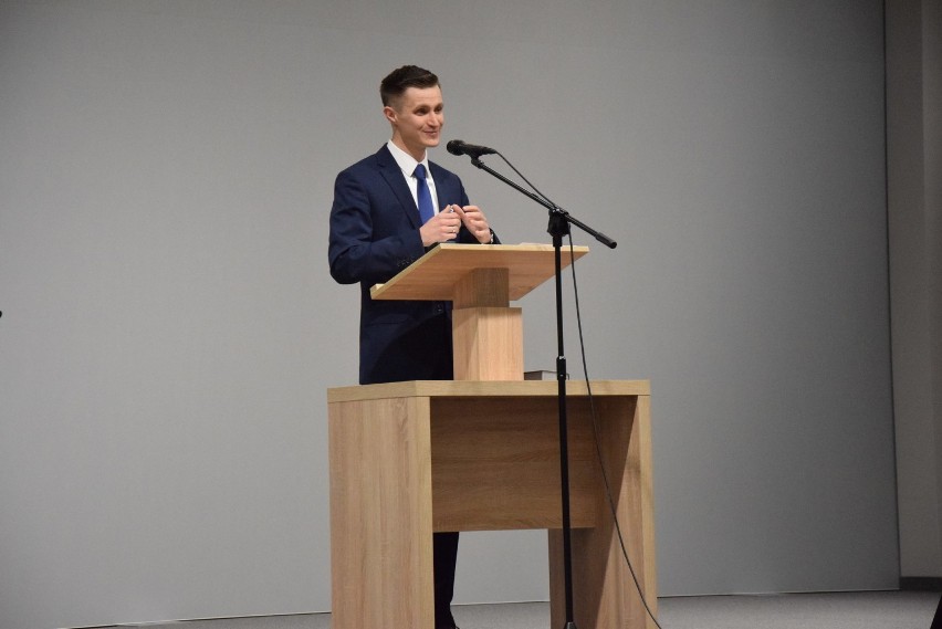 Zgromadzenie Świadków Jehowy w Sosnowcu + CHRZEST. ZDJĘCIA 30.03.2019