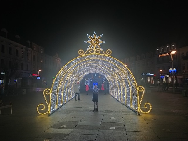 Brodnicki rynek ozdobili jak co roku pracownicy Przedsiębiorstwa Gospodarki Komunalnej Sp. z o.o. w Brodnicy