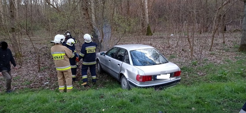 Gmina Wronki. Ford Puma wjechał w stojące w korku Audi [FOTO]