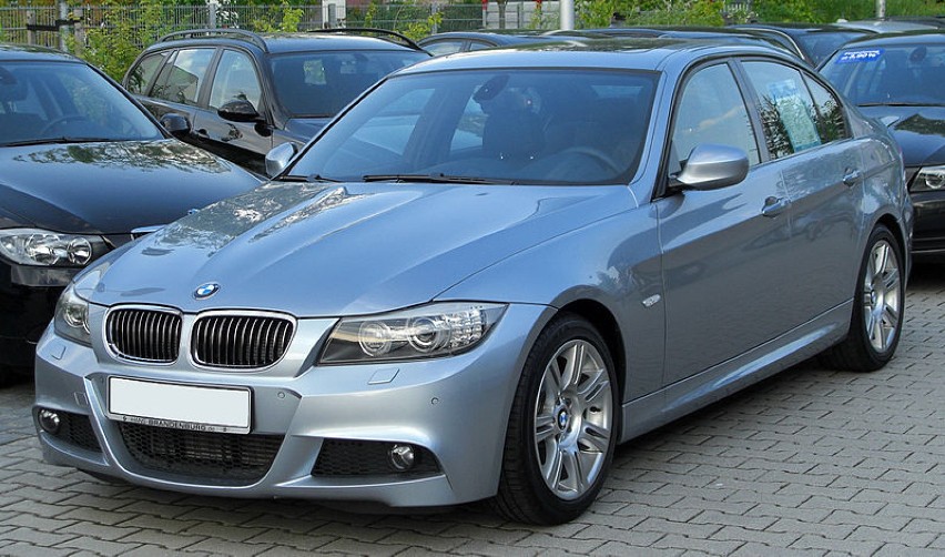 Siódma pozycja to BMW Serii 3.