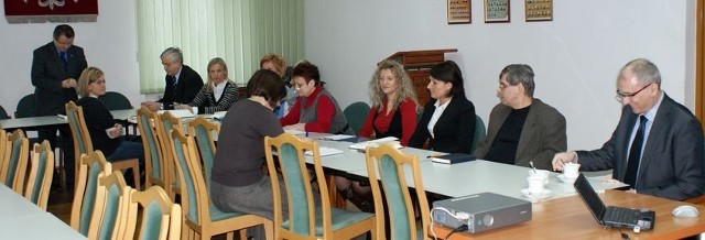 9 lutego odbyło się pierwsze spotkanie organizacyjno &#8211; informatyczne z kierownikami wydziałów starostwa