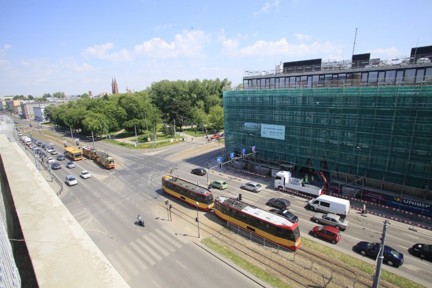 Hotel Puro w Łodzi osiągnął już docelową wysokość pięciu...