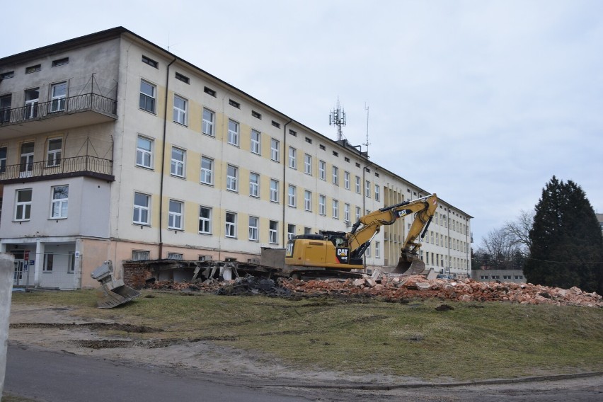 Budowa nowego SOR-u w wieluńskim szpitalu. Rozpoczęło się wyburzanie ZDJĘCIA