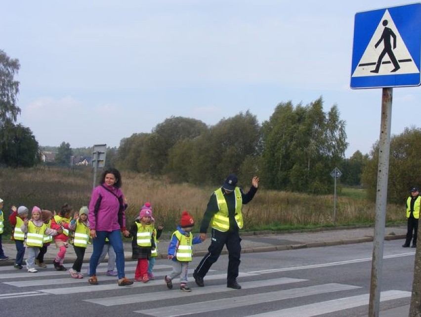 Sztutowo. Dzieci z przedszkola poznały zasady bezpiecznego...