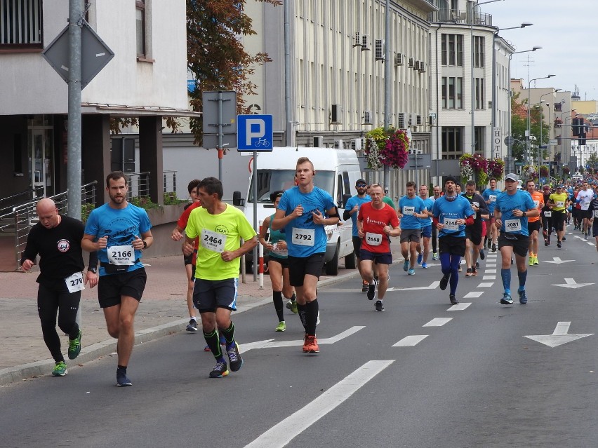 Białystok Biega 2019. Szybka Dycha. Zdjęcia z trasy