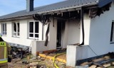 Pożar domu i poszukiwania mężczyzny w miejscowości Zwierzchów (gmina Bełchatów), ZDJĘCIA