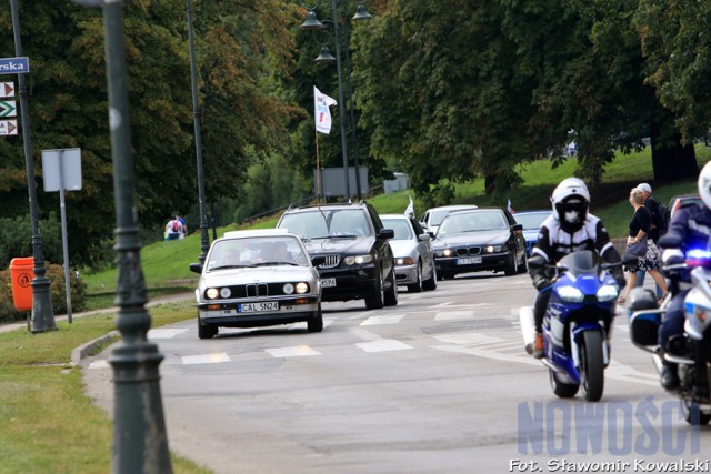 Toruń: Parada samochodów BMW [ZDJĘCIA]