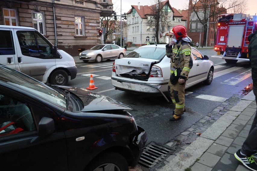 Wypadek na ulicy Skarbka w Legnicy.