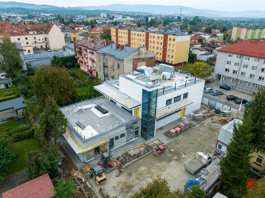 Aktualny stan prac budowlanych na placu budowy CKiK w Nowym...