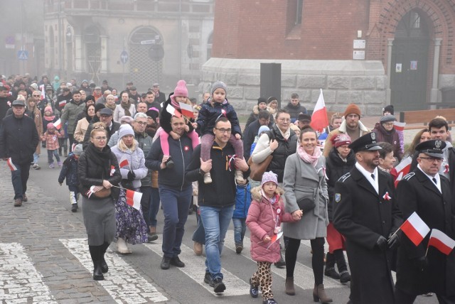 W Malborku to już tradycja, że mieszkańcy idą w marszu podczas Narodowego Święta Niepodległości.