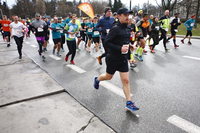 17. Półmaraton Warszawski 2023. Otwarcie sezonu biegowego w stolicy. Zobacz zdjęcia uczestników [CZĘŚĆ 2]