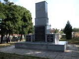 Pomnik żołnierzy na Nowym Cmentarzu prawie gotowy