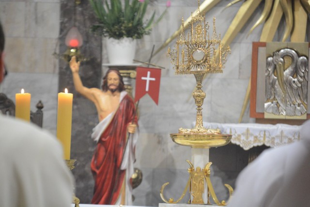 Wigilia Niedzieli Wielkanocnej – Zmartwychwstania Pańskiego w kościele pw. Męczeństwa Świętego Jana Chrzciciela (16.04.2022)