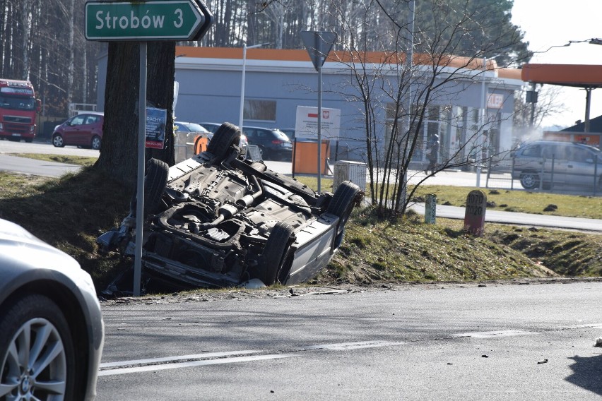 Wypadek w Strzybodze pod Skierniewicami. Utrudnienia w ruchu potrwają 2 godziny