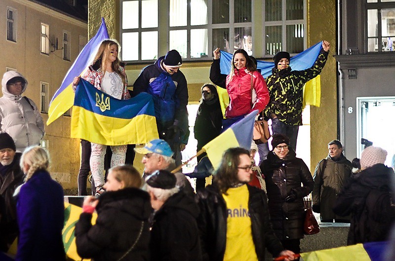 Olsztyński EuroMajdan - akcja poparcia dla integracji Ukrainy z UE [zdjęcia]