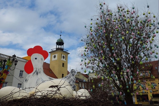 Wielkanocny Rybnik: 1000 pisanek zdobi centrum miasta