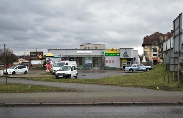 Obydwie działki liczą razem około siedmiu arów