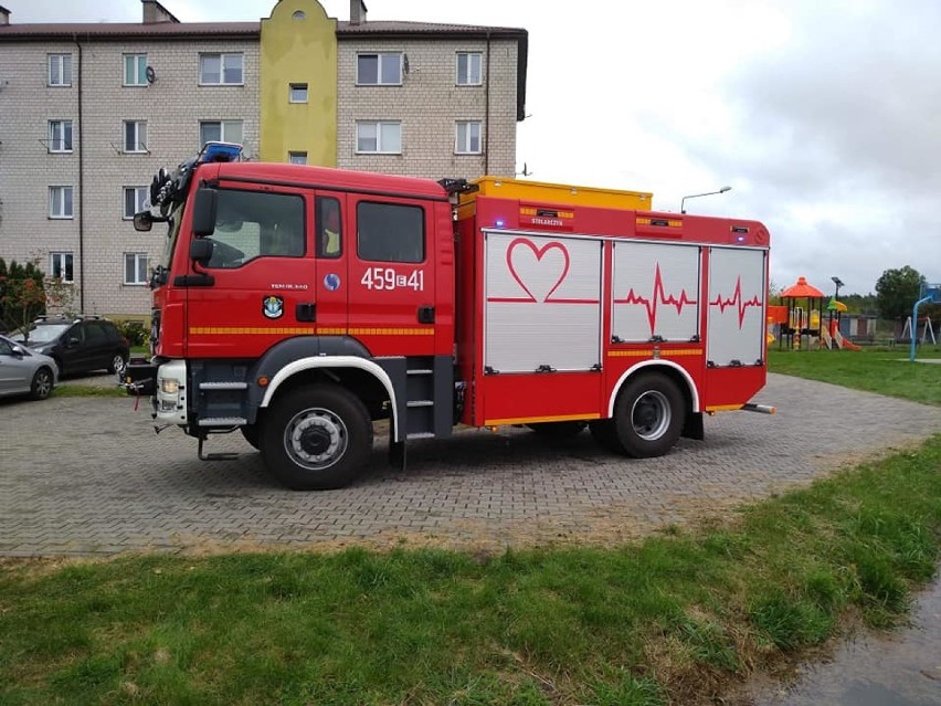 Strażacy z Łowicza i powiatu będą dowozić do punktu szczepień