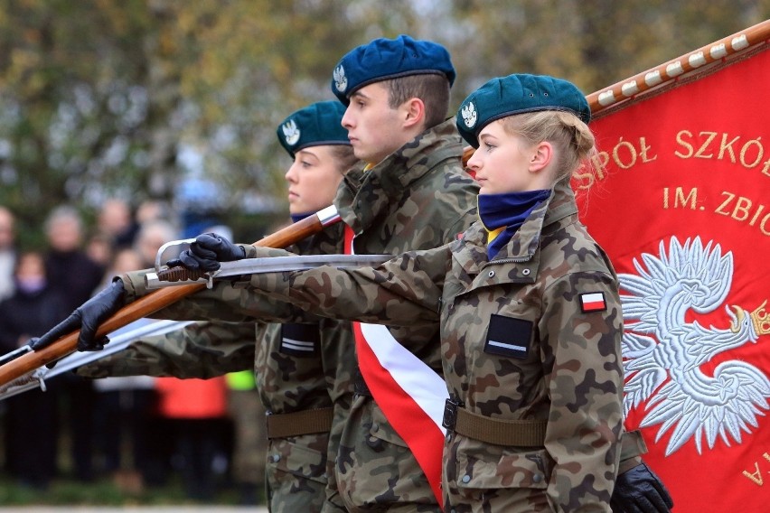 Wojsko w szkole. Młodzi coraz częściej wybierają przyszłość w mundurze