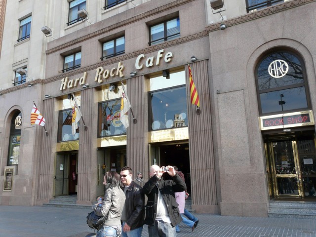 Kultowa restauracja Hard Rock Cafe na pewno powstanie w Gdańsku. ...