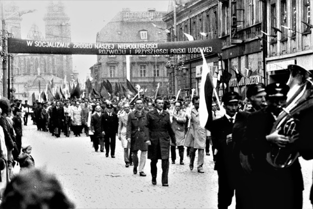 Święto Pracy w Gnieźnie na archiwalnych zdjęciach