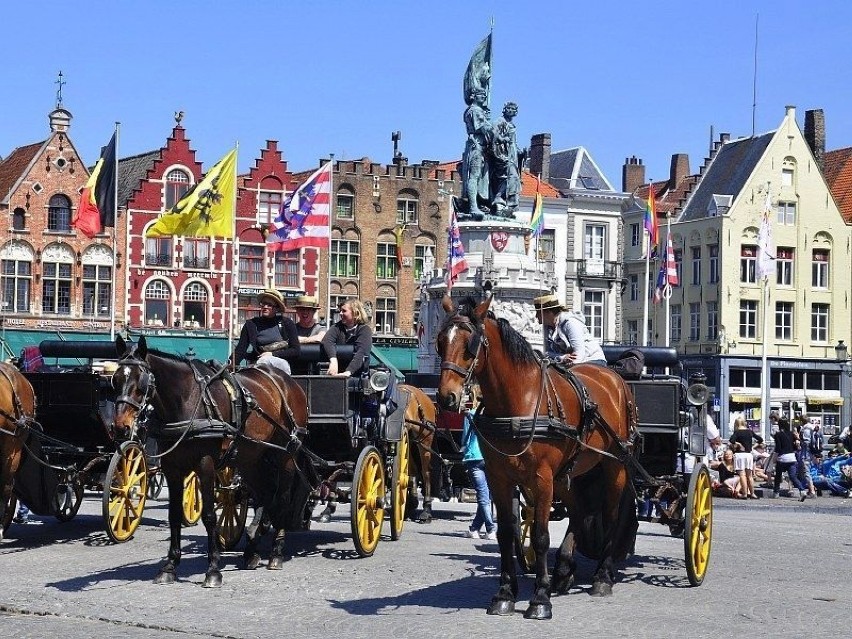 Pomniki Jana Breydela i Pietera de Coninca, przywódców...