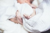 Mikołów: Nowo narodzone dziecko znalezione w Oknie Życia. Przy dziewczynce znajdował się list od matki