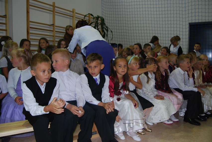 Otwarcie szkoły w Leśniewie