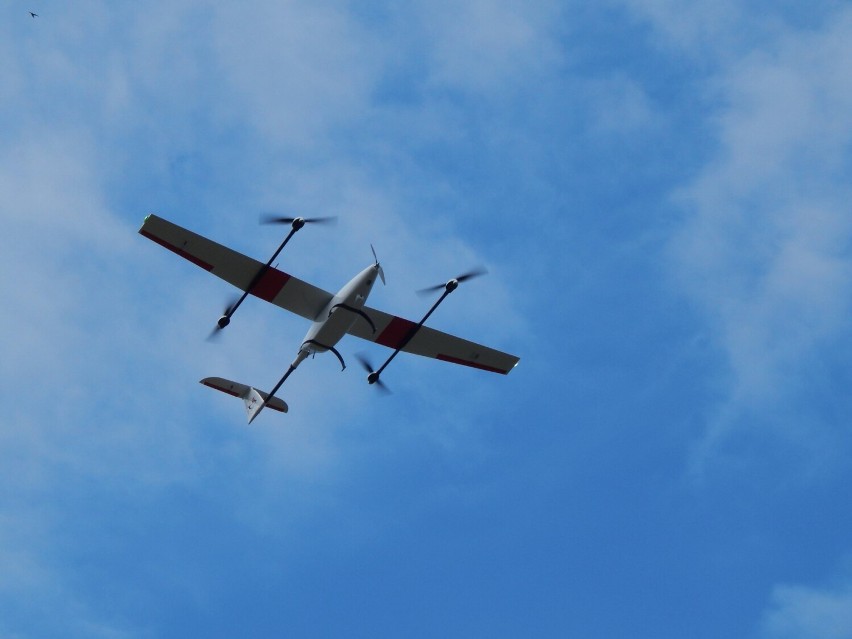 Jak podkreślają w jastrzębskim szpitalu, transport dronem to...