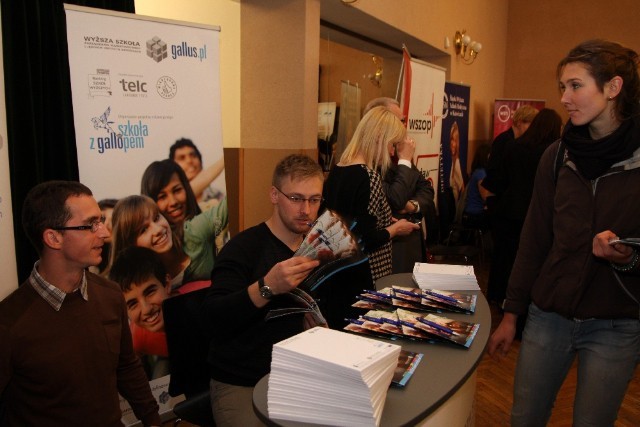 Targi Informacji Zawodowej i Wolontariatu odbyły się w środę w Młodzieżowym Domu Kultury w Chorzowie