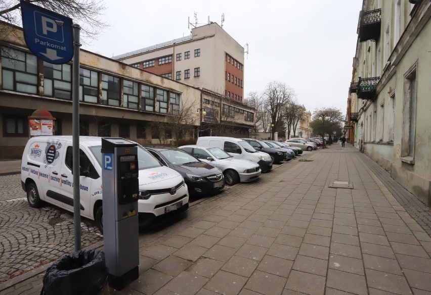 Parkowanie w radomskiej strefie będzie droższe. Za...