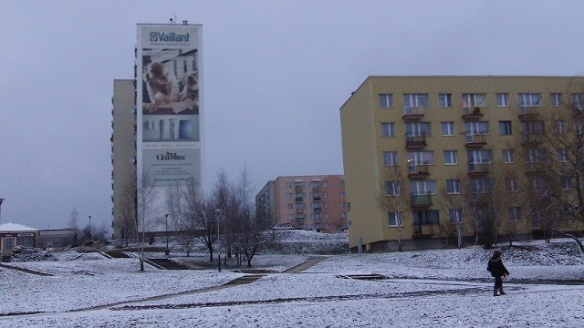Bloki przy ul. Jana Nowaka Jeziorańskiego - widok z marca 2011.