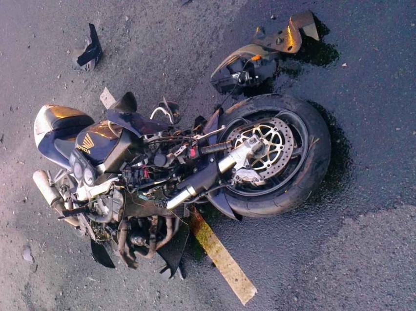 Wypadek motocyklisty na s7