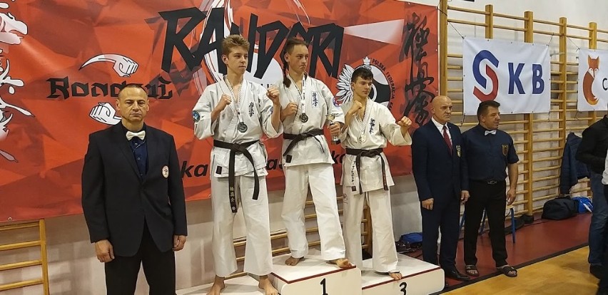 Wałbrzyszanie w I Turnieju Karate Randori Cup Radomsko