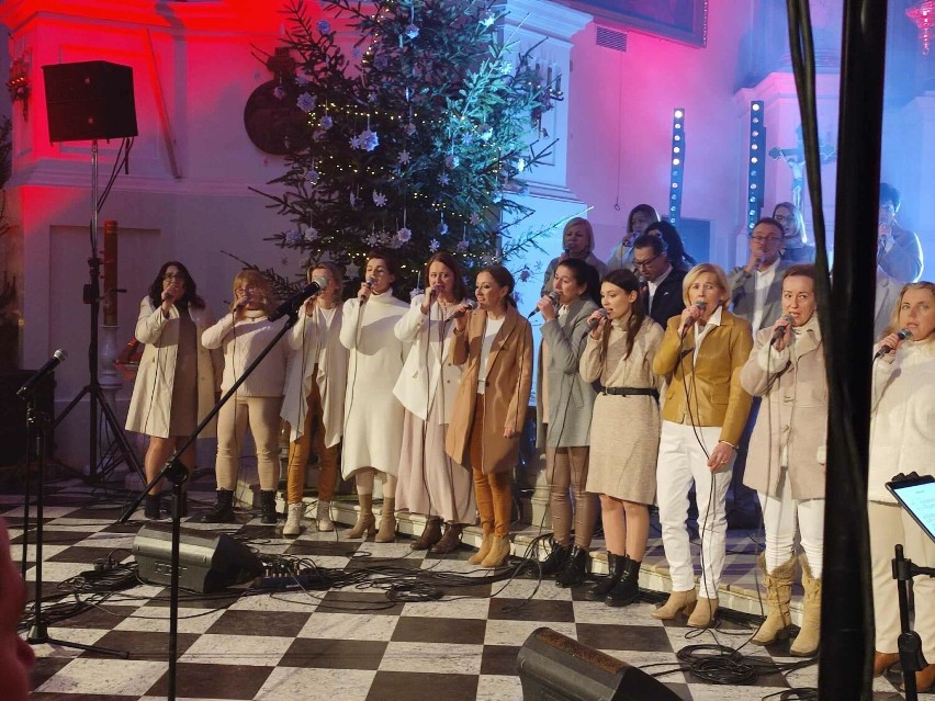 Chełm. Koncert Gospel Choir w chełmskiej bazylice. Zdjęcia