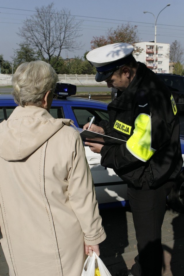 Dąbrowa Górnicza: policyjna akcja Pieszy czasami może skończyć się mandatem