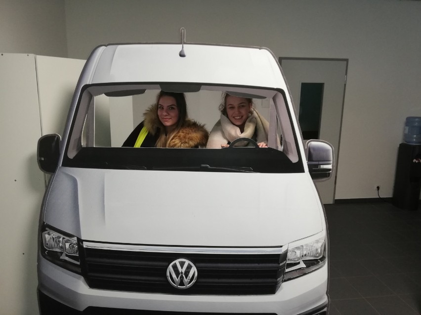 Grodzisk: Wycieczka logistyków z Zespołu Szkół Technicznych do fabryki Volkswagen Poznań [FOTO]