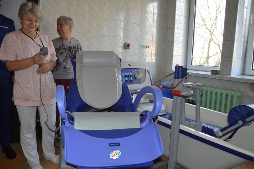 Fundacja WOŚP podarowała sprzęt dla seniorów do szpitala w Tomaszowie Maz. [ZDJĘCIA]