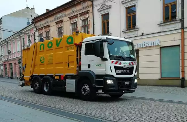 Spółka Nova zajmuje się m.in. zagospodarowaniem odpadów komunalnych oraz prowadzi miejskie wysypisko śmieci