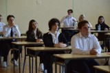 Pierwszy dzień matur w Liceum Ogólnokształcącym im. Bolesława Prusa w Skierniewicach