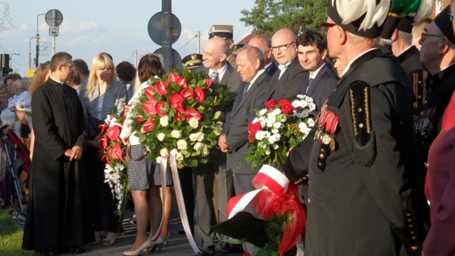 95. rocznica I powstania śląskiego. Obchody przy Pomniku Powstańców Śląskich na Czułowie.