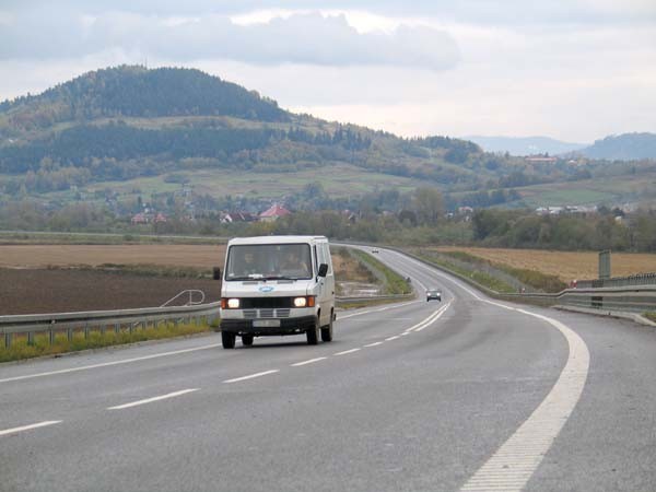 Od 2002 roku wybudowano m.in. odcinki S-69 z Żywca do Przybędzy i z Szarego do Zwardonia. Obecnie trwa budowa północno-wschodniej obwodnicy Bielska-Białej