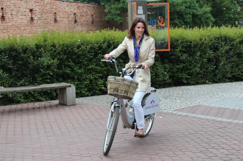 W Poznaniu powstała wypożyczalnia rowerów elektrycznych.