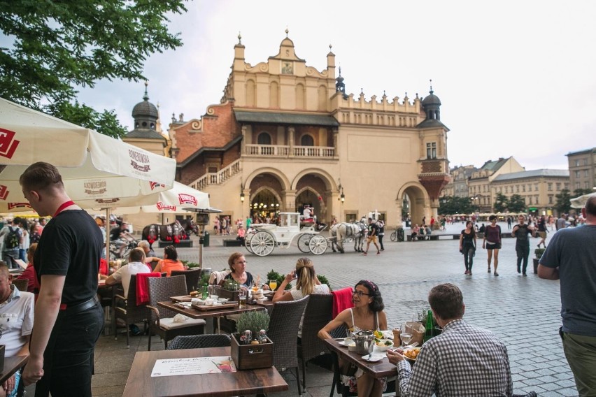 Lato w Krakowie. Tak mieszkańcy i turyści spędzają czas wolny[ZDJĘCIA]