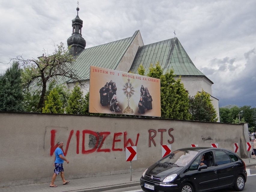 W Wieluniu powstaną dwa nowe murale. Jeden pokryje mur klasztoru sióstr bernardynek. Drugi upamiętni społeczność żydowską Wielunia, która do wybuchu II wojny stanowiła 30 proc. ludności miasta